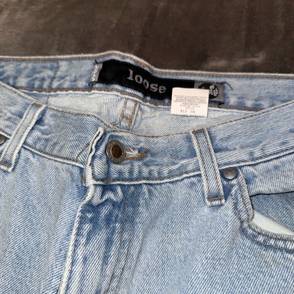 Authentic vintage Levi’s silver tab jeans - Picture 6 of 9